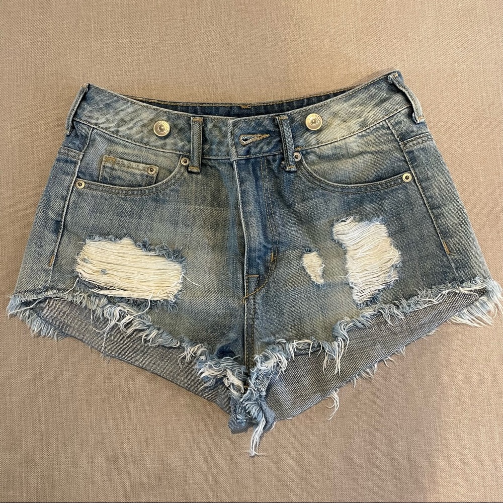 H&M distress Jean shorts